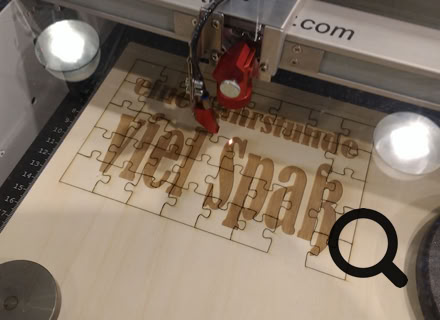 Laser Gravur Böhm in Bonn - Geschenkideen mit Gravuren auf Holz, Glas, Leder, Metall, Acryl Plexiglas , Armbänder, Papier, Anhänger, Schilder ... für Privat und Geschäftskunden und  Firmen. Kunden kommen aus Bonn, Köln, Siebengebirge, Frechen, und ganz NRW, Deutschland, Schweiz und der Welt